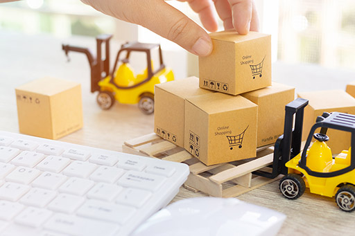 mini forklift truck load cardboard boxes