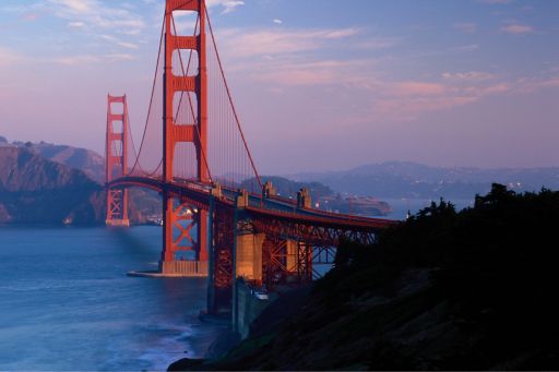 KPMG IFRS non-GAAP measures topic image: The Golden Gate bridge in San Francisco at dusk.