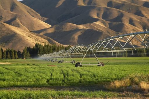 rotary irrigation new zealand farm