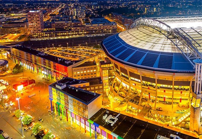 Amsterdam Arena - Top view at night