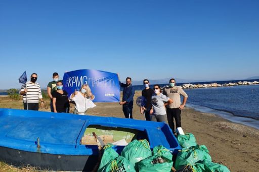csr beach cleaning marathon