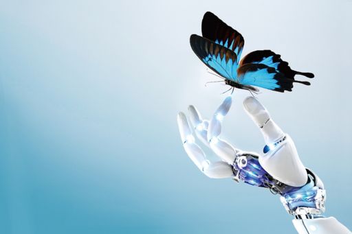 ロボットの手と蝶